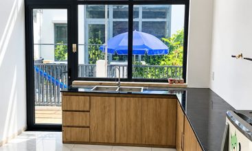 Khu vực bếp Shophouse Đông Tăng Long